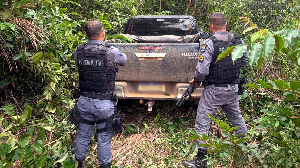 Caminhonete furtada é localizada em rodovia no Nortão