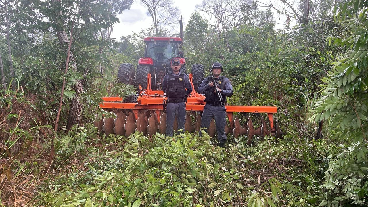 Trator Roubado é Recuperado em Operação da Polícia Militar na Zona Rural